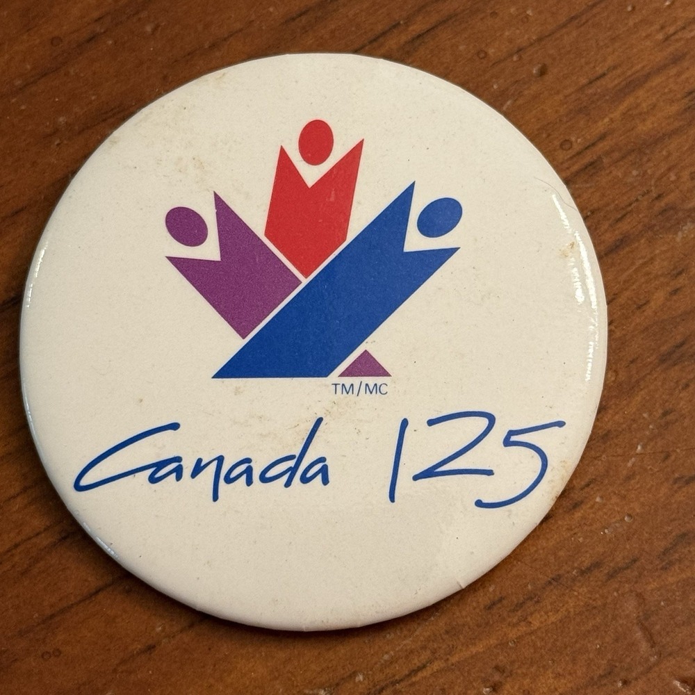 Canada 125 Vintage Pinback Button Pin Round Circle